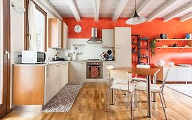 Residence Dei Frutti Pieno Centro - Il Melograno